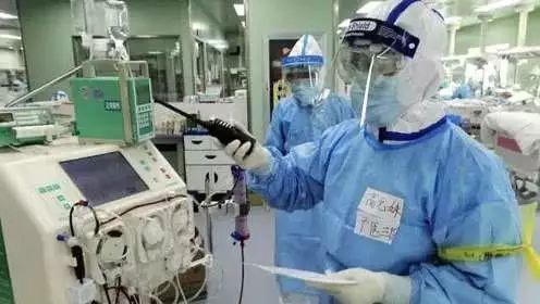 《医护人员心理防护手册》：救治失败，怎样与挫败和自责抗争？