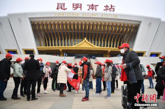 人社部：抓好农民工返岗点对点服务