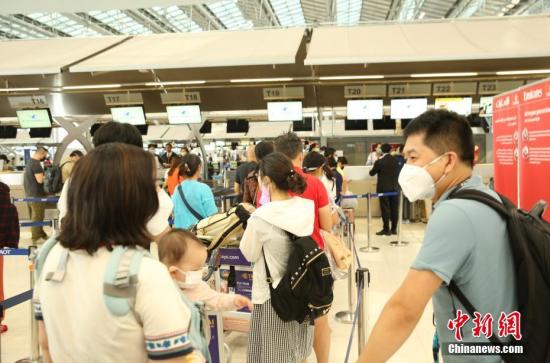 从25万减至不到90人！滞留在外中国团队游客有序返回