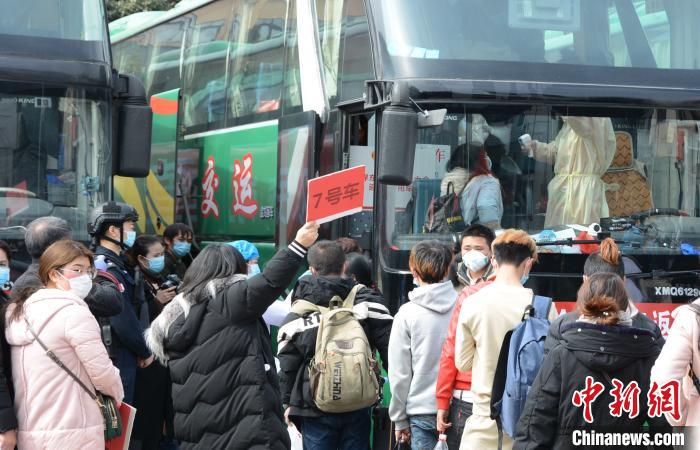 贵州：农民工外出返岗204.3万人