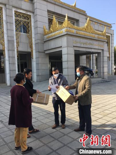 云南每天发布7种语言疫情动态 目前无外籍人士感染