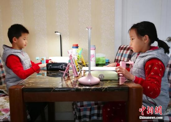 四川：延迟开学耽误的教学时间可通过周末和暑期补齐