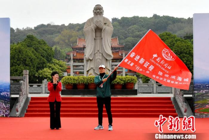 17国22家海外华文媒体代表参访侨乡漳州