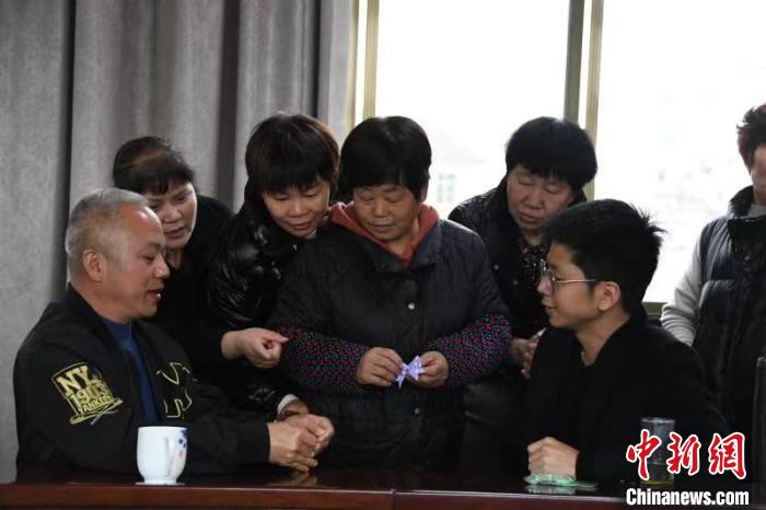 浙江金华：“侨助工坊”搭起共富“桥”