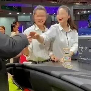 一个冰淇淋引发的“血案”，宝马车展区别对待国人：公关灾难，市值蒸发163亿，冤吗？