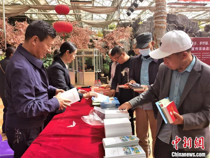 青海省启动“懂侨法、护侨益、聚侨力”主题学习宣传活动