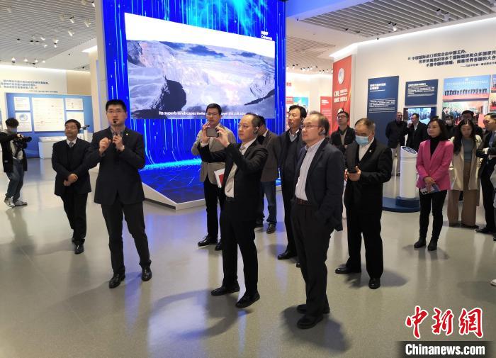侨企侨商走进进博会：增进投资信心 期待“金秋之约”