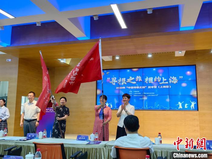 美国华裔青少年在沪开启“寻根之旅” 探寻共同的文化基因