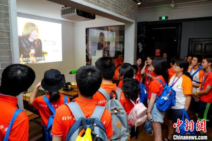 美国华裔少年走进虹口 探寻犹太难民在上海的难忘岁月