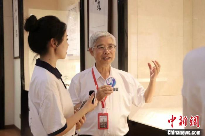 浙江“00后”大学生走进青田 用镜头传播侨乡故事