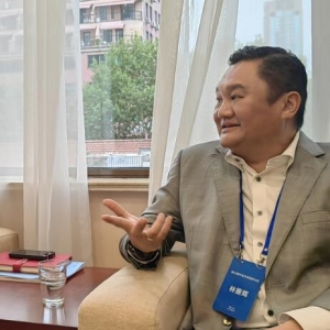 专访马来西亚侨领林振辉：中国的火箭发射得多高，海外华人的头就抬得多高