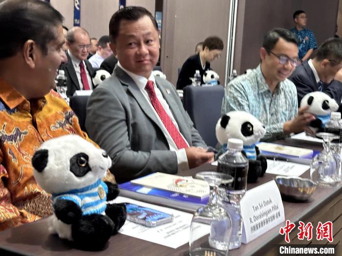 成都在吉隆坡办推介会 启动远程惠侨医疗工作站