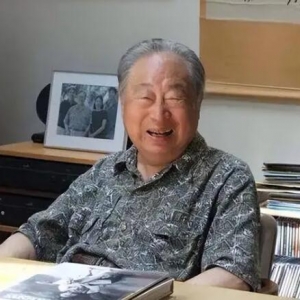 百岁华人将183件中国文物捐给美国，面对国人怒斥，说出8个字