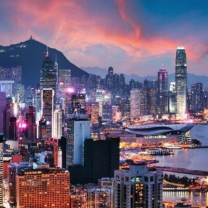 又走6万人！香港移民潮再现，内地却拼命抢香港身份？