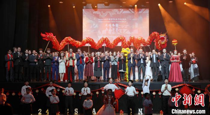 2024年全英中国留学生春节联欢晚会举办