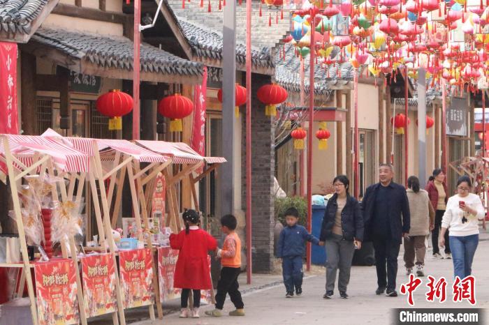 （新春见闻）江淮侨乡六家畈：年味浓 侨味足