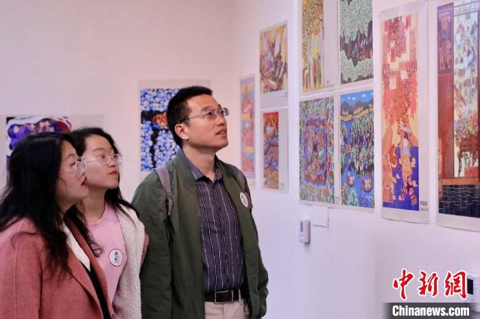 “龙腾四海，欢乐春节”中国年画展亮相洛杉矶