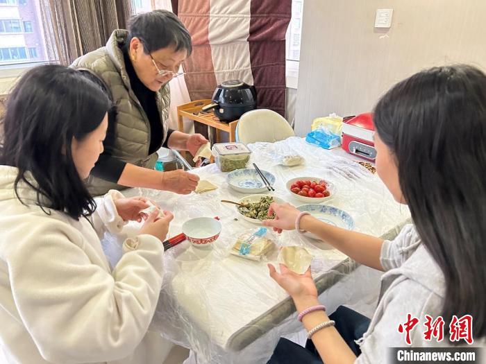 德国华裔少年体验“做一天上海人”：喜悦如此相通