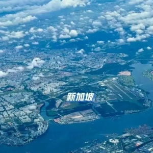在几乎全是华人的新加坡居住，是种怎样的感受，像置身在深圳！