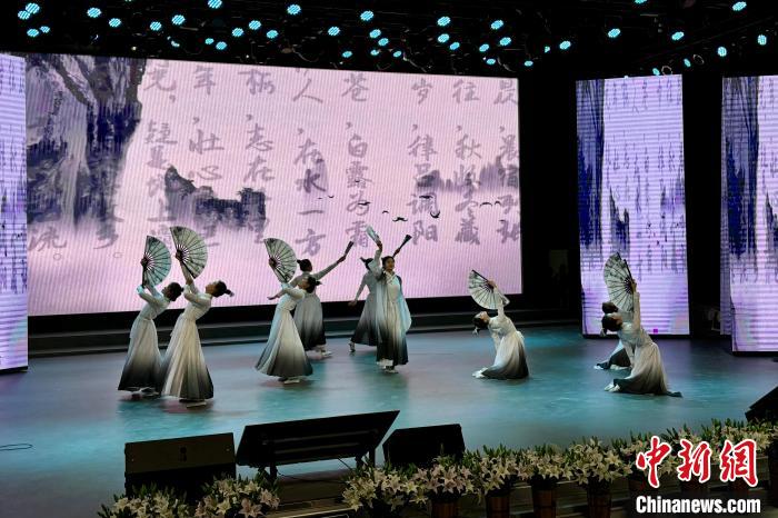 5国49名海外华裔青少年感受神奇宁夏 开启塞上“寻根之旅”
