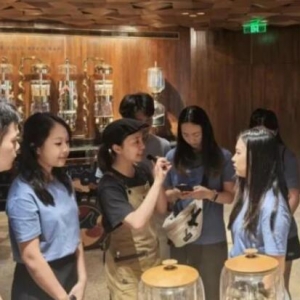 海外华侨华人青年学生在沪实习：体验文化 发现精彩