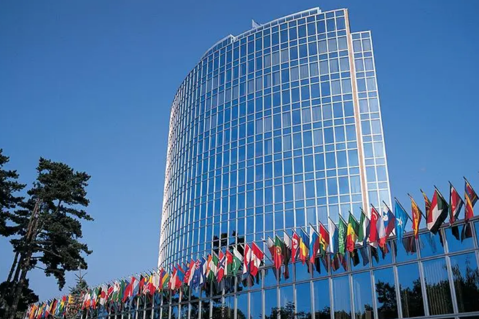 五常席位或大洗牌？联合国传出爆炸性消息，美国罕见示好俄罗斯